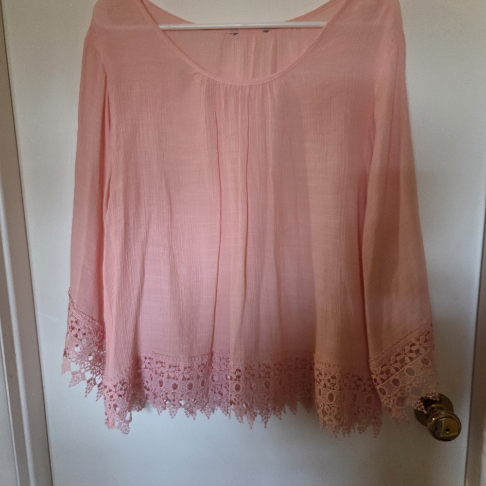 Elegant Coral Lace Trim Women's Top